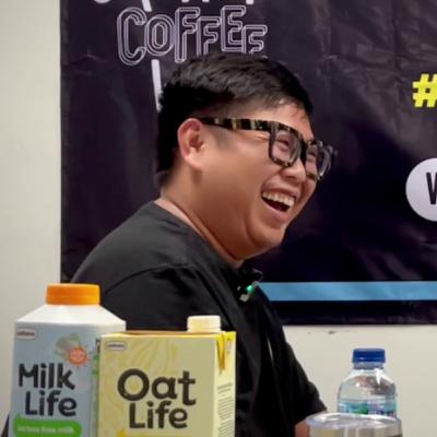 SEJAM BAHAS SUSU AMA IZMAN ASLI NGAKAK MULU!!.. HEY KAMU, BARISTA JUGA MUSTI PAHAM PERSUSUAN!!