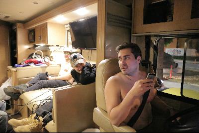 On The Road Podcast - Super Bowl Week Day 3 On The Road Podcast - Super Bowl Week Day 3