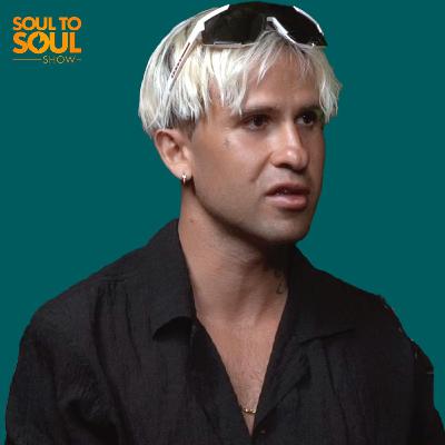 #59 Chef on a Journey: From Kitchen Abuse to Healthy Living and Worldwide Travels