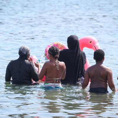 Zwischen bauchfrei und Burkini – Wieviel Blöße erlaubt die Religion?