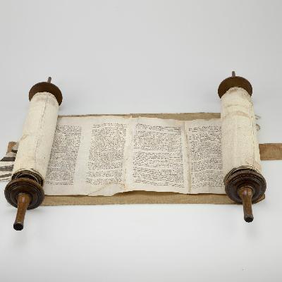 377. Ki Sisa - The Rabbi Removed The Torah During the Reading