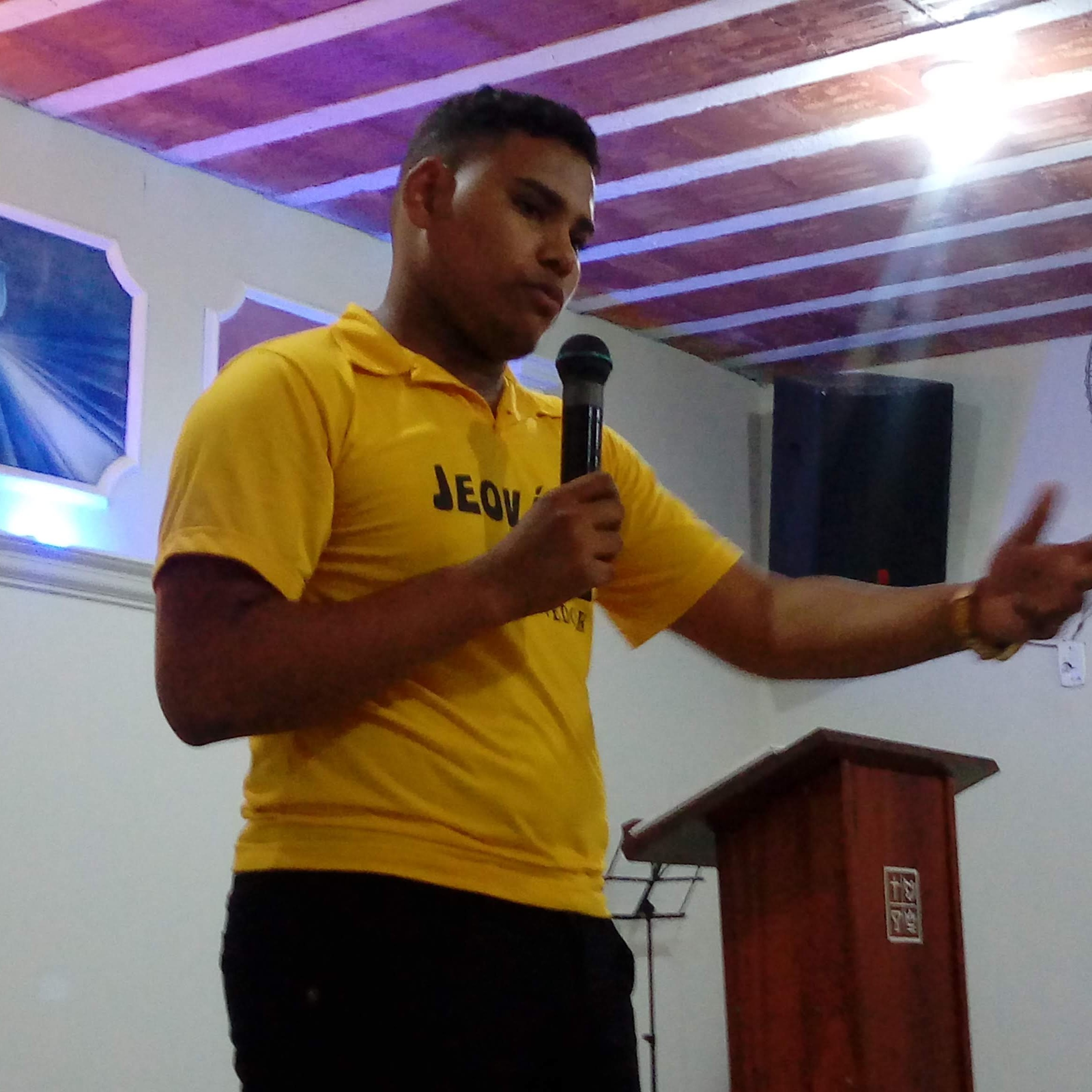 Pr. Felipe Araújo