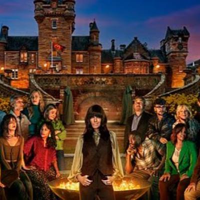 Chris & Dave Review Traitors UK Season 4 Full Cast, Drama & Episode Breakdown (E1–E3) Chris & Dave Review Traitors UK Season 4 Full Cast, Drama & Episode Breakdown (E1–E3)