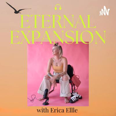 31. The magic of working with tarot & helping witchy entrepreneurs with Tess Traynor