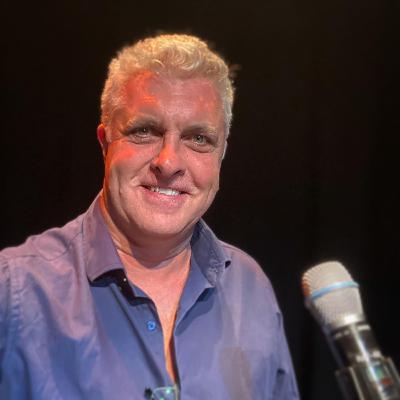 Spending 30 Years in the Australian Comedy Circuit