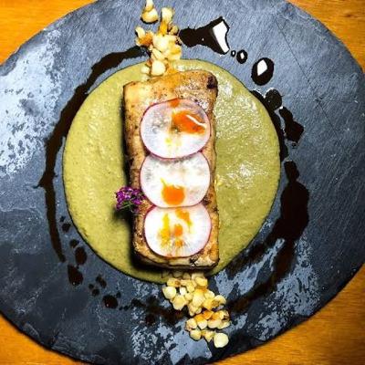 La transversalidad del conocimiento en la gastronomía. La transversalidad del conocimiento en la gastronomía.