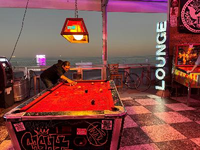 Epis. 370: Bullish on Miami 2024- SCOPE Art Show founder Alexis Hubshman
