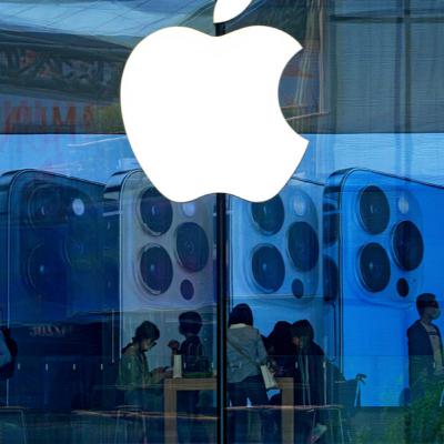 iPhone privacy limits pinch ad sale, Snap's stock slip