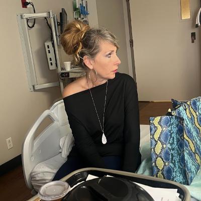 Hospital Gown, Crown Still On: Banishing My Own Fears and Reclaiming My Power