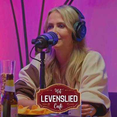 #01 Monique Smit haar Primeur! Maar ook backstage-schrik én… wat ze draagt in bed