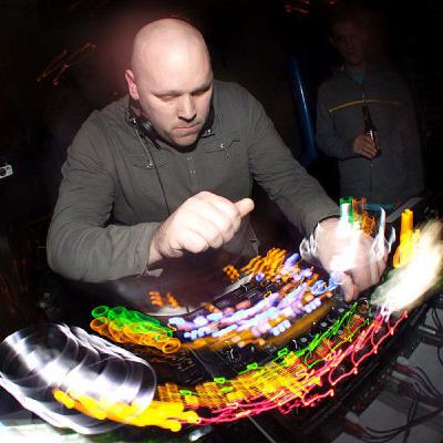 Episode 2 ( Tech / House )