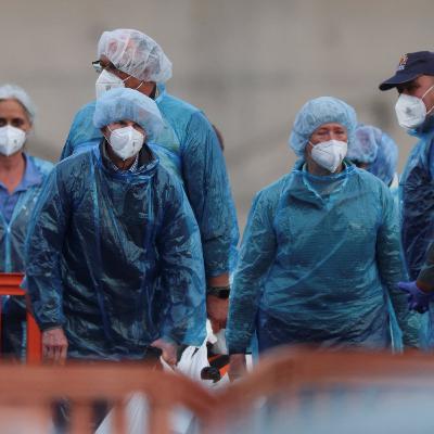 Evacuation begins of hantavirus ship Evacuation begins of hantavirus ship