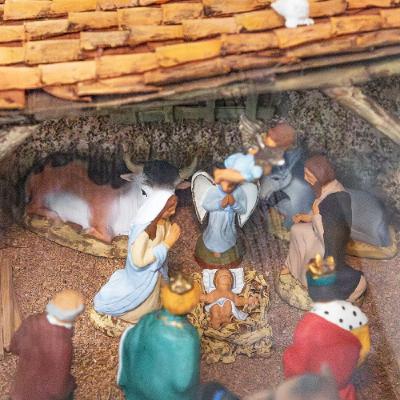 Krippe aus der Partnerstadt Cagnes-sur-Mer eröffnet den Passauer Krippenweg