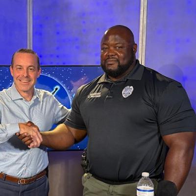 #255: Policeman Power Lifter Sets Record With 656 Lb Bench Press, Breaks Down His Training & Gym Passion #255: Policeman Power Lifter Sets Record With 656 Lb Bench Press, Breaks Down His Training & Gym Passion