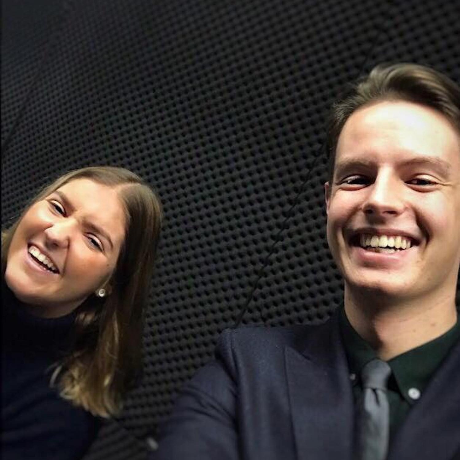 The struggle is real af Staal - SDU Studenterradio - Mads Vikkelsø & Amalie Dvinge