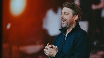 Seeing Christ in Christmas