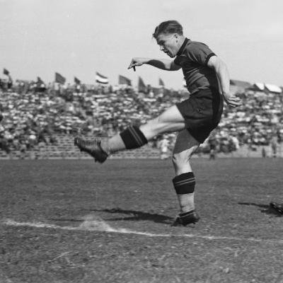La Squadra d'oro e la Guerra fredda - 1. I ragazzi del campetto
