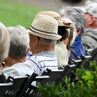 Rentenstreit - Historiker Wirsching: "Da geht es ans Eingemachte einer ganzen Generation"