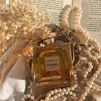 Bella, Sofæ og Astas podcast