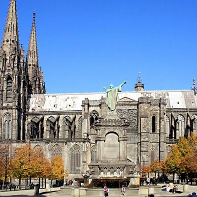 30/8 - Restricted to Public 30/8 - Restricted to Public