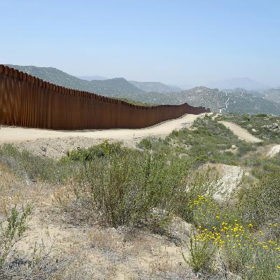 Episode 6.14: Crossing the Line: Finding America in the Borderlands