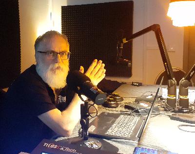 Elbújás és előbújás - érdekességek a budapesti homoszexualitás történetéből a Pride kapcsán - Vendég: Lugosi András Elbújás és előbújás - érdekességek a budapesti homoszexualitás történetéből a Pride kapcsán - Vendég: Lugosi András