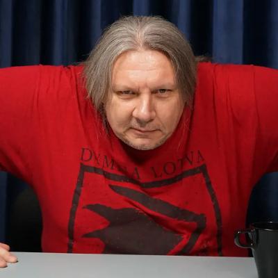 Уладзіслаў “Lesley Knife” Наважылаў. Gods Tower: 30 гадоў якаснага айчыннага металу і зімовы тур у вашу хату Уладзіслаў “Lesley Knife” Наважылаў. Gods Tower: 30 гадоў якаснага айчыннага металу і зімовы тур у вашу хату