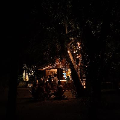 Hay casas que ni jumean, y por dentro están que arden Hay casas que ni jumean, y por dentro están que arden