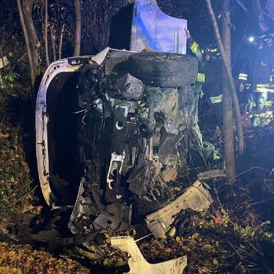 Range Rover esce di strada a Mussolente: ferito il guidatore