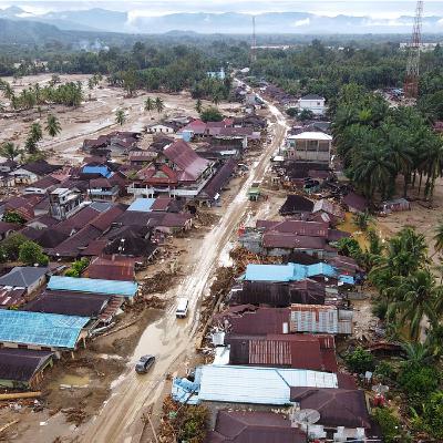 Death toll from floods, landslides in Indonesia rises to 712