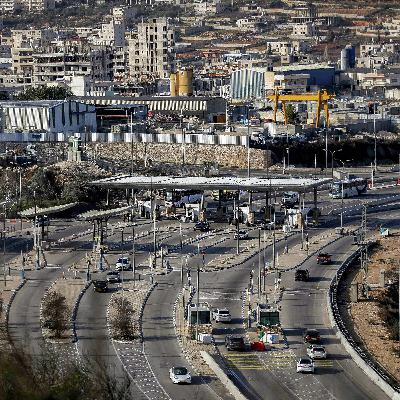 עומסים ופקקים בגלל ויכוח בין משרדי ממשלה: כביש חדש ייפתח באזור בנימין - כשחסר כוח אדם במחסום