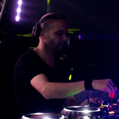 Adrian Bellusci-MixTape vol.18 This is House (Live Session)