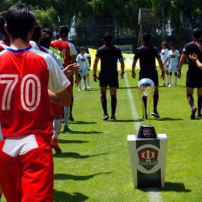 Cuanto gana un futbolista
