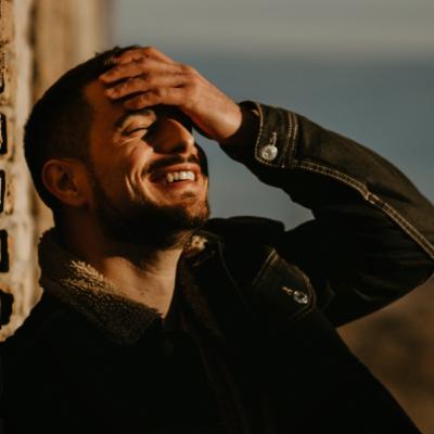 Cómo se Gana Dinero con Youtube, Instagram o Podcast