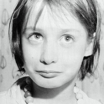 "Wolfskind" Genie - Gerettet - und zum Objekt der Wissenschaft gemacht