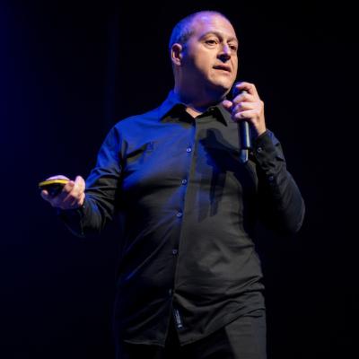 Entrevista con Juan Pablo Escobar Entrevista con Juan Pablo Escobar