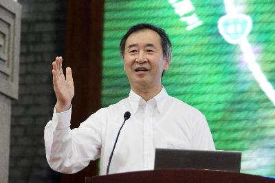 Poor Japanese support for research