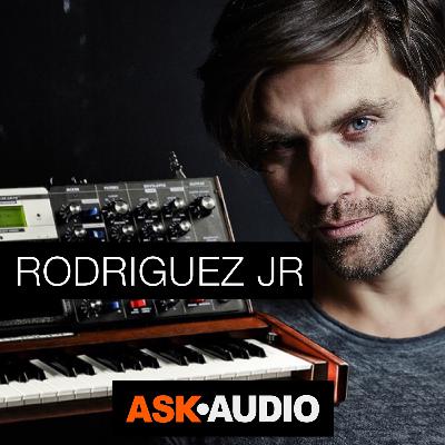 Synth Stories 007 - RodriguezJr. - Moog Voyager on Chain Reaction Synth Stories 007 - RodriguezJr. - Moog Voyager on Chain Reaction