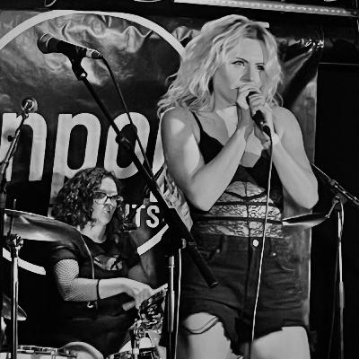 Kerry Baker- Queen Horizon Kerry Baker- Queen Horizon