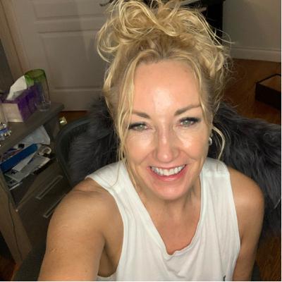 A conversation with Jennifer Zuniga Podcast.   Mom's in the know