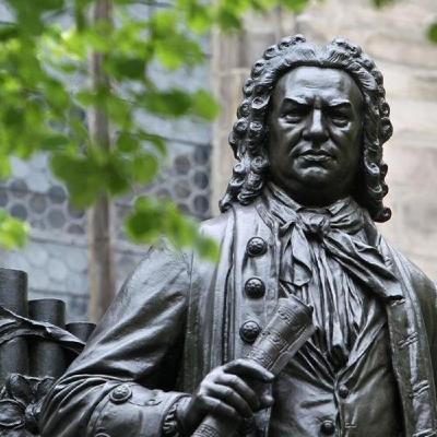 Música en un suspiro 296 - BACH Y LA SUITE ORQUESTAL No. 3