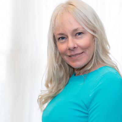 488-Toni Knight