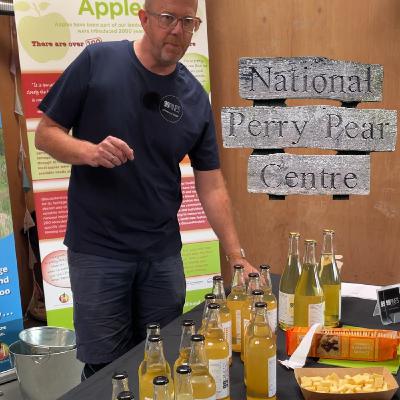 475: At the UK's National Perry Pear Centre and the Story Behind 99PINES