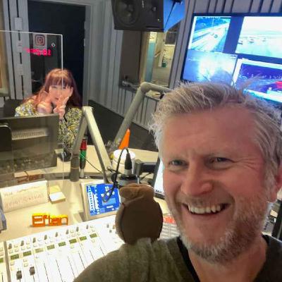 Hans Christian Andersen og Andrea Lindquist (HC og Andrea, NRK) Hans Christian Andersen og Andrea Lindquist (HC og Andrea, NRK)