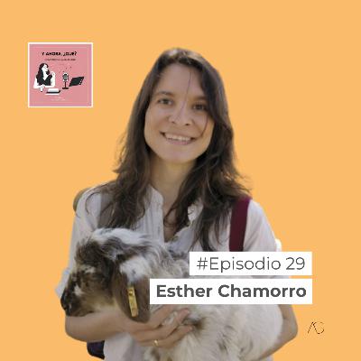 De Enfermera a Hilandera: la Reinvención de Esther Chamorro