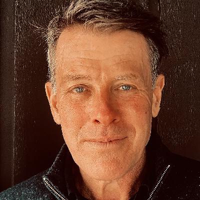 "Niemals vor dem Hintergrund der heutigen Zeit, die Vergangenheit umschreiben" | Jochen Hellbeck, Osteuropahistoriker