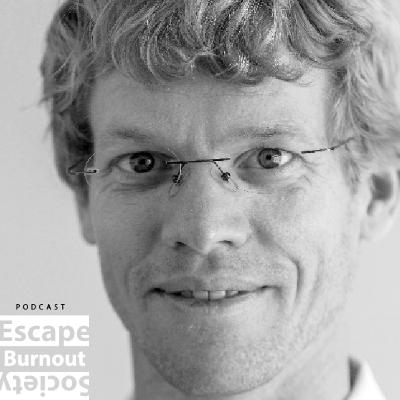Ep.24 Mindfulness. Why it is not only a hype. Interview with Kristiaan bij de Vaate, Psychologist, Coach Counselor Mindfulness and Self-compassion Trainer.