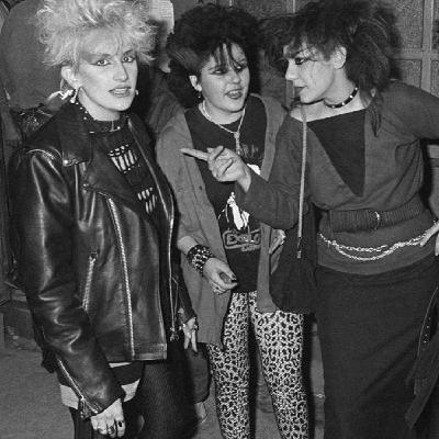 Fuego en Cairo # 49 : Lejos del Paraíso