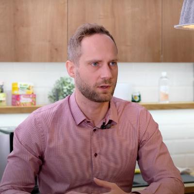 U počítačů a mobilů se díváme na výkon, zabezpečení už nás tolik nezajímá, říká bezpečností expert U počítačů a mobilů se díváme na výkon, zabezpečení už nás tolik nezajímá, říká bezpečností expert