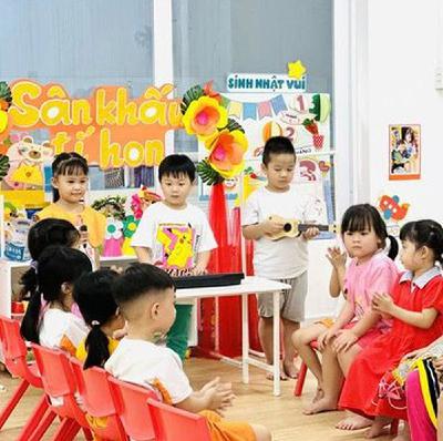 Trường mầm non công lập tính tăng học phí lên gần 8 triệu/tháng, hiệu trưởng nói gì? Trường mầm non công lập tính tăng học phí lên gần 8 triệu/tháng, hiệu trưởng nói gì?